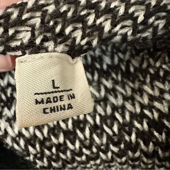 Cato Women’s Long Sleeve Black & White Knit Open Front Cardigan Sweater Sz L GUC - Picture 6 of 8